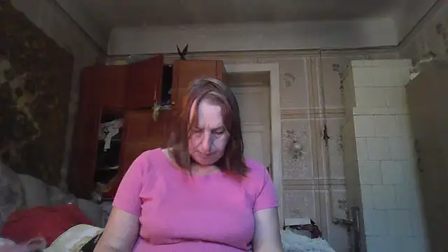 AnnaLive570 online show from December 2, 2025, 1:02 pm