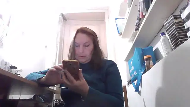 Snapshot of AnnaLive570 chatting on February 6, 2026, 5:25 am AnnaLive570 online show from February 6, 2026, 5:25 am