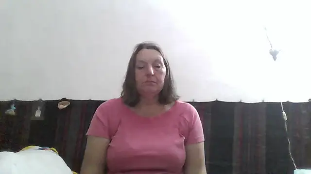 Snapshot of AnnaLive570 chatting on June 1, 2026, 3:33 pm AnnaLive570 online show from June 1, 2026, 3:33 pm