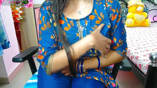Snapshot of WildDimpi_0 chatting on October 11, 2025, 4:19 pm WildDimpi 0 online show from October 11, 2025, 4:19 pm
