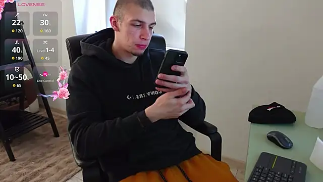 Ryan Dozer online show from March 8, 2026, 6:49 am