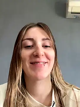 Snapshot of Sashailardi chatting on October 12, 2025, 4:30 pm Sashailardi online show from October 12, 2025, 4:30 pm