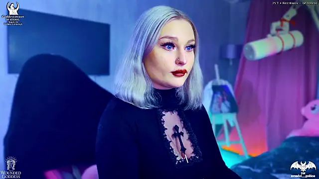 Wounded Goddess  online show from February 3, 2026, 3:48 am