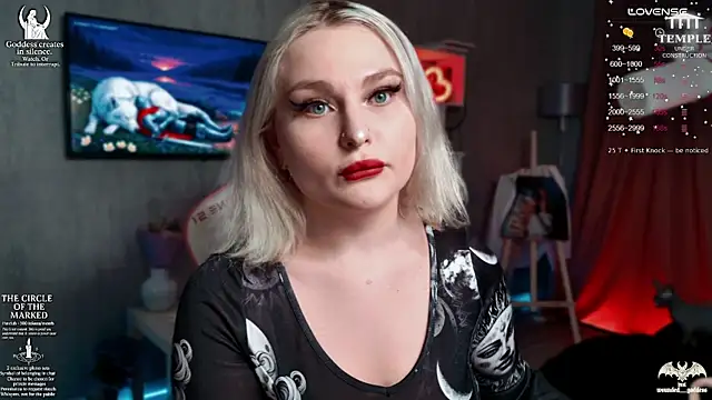 Wounded Goddess  online show from November 25, 2025, 3:12 pm