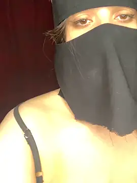 Snapshot of RooVaaN-Xx chatting on September 12, 2025, 7:19 am RooVaaN-Xx online show from September 12, 2025, 7:19 am