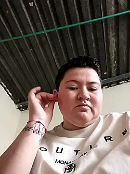 Snapshot of Noha_Whiitee chatting on November 14, 2025, 9:40 pm Noha Whiitee online show from November 14, 2025, 9:40 pm