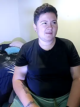 Snapshot of Noha_Whiitee chatting on November 6, 2025, 12:36 am Noha Whiitee online show from November 6, 2025, 12:36 am