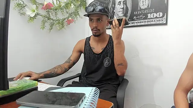 Snapshot of carl_jhonson821 chatting on October 23, 2025, 2:16 pm carl jhonson821 online show from October 23, 2025, 2:16 pm