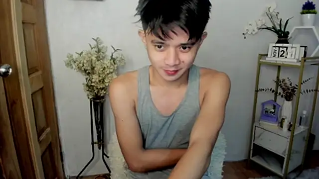 Snapshot of NautyBoyBrazeen_143 chatting on November 21, 2025, 5:45 pm NautyBoyBrazeen 143 online show from November 21, 2025, 5:45 pm