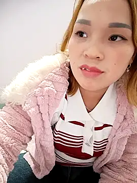 keobong-00 online show from November 2, 2025, 12:43 pm