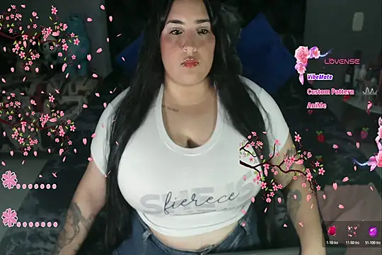 Snapshot of MIIN_JII_1 chatting on April 25, 2026, 5:43 am MIIN JII 1 online show from April 25, 2026, 5:43 am