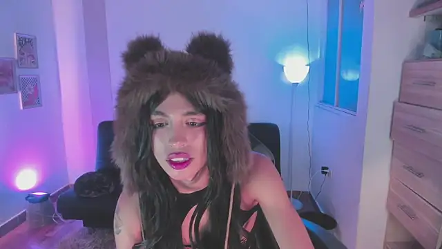 Nikkita Dragon online show from November 26, 2025, 2:11 am