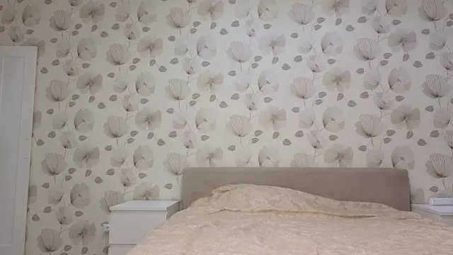 Annabel theMoon online show from October 27, 2025, 2:56 am