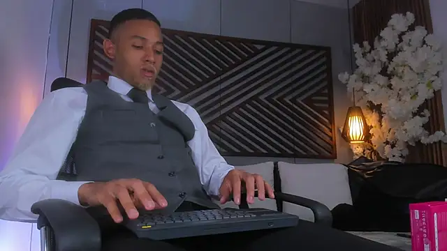 B Wild online show from October 25, 2025, 4:00 am