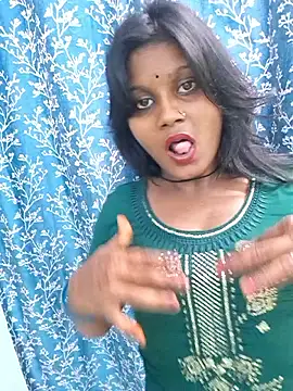 Snapshot of Rashmi_Pathak chatting on September 12, 2025, 10:15 am Rashmi Pathak online show from September 12, 2025, 10:15 am