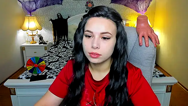 Snapshot of OmniaSher chatting on November 9, 2025, 10:19 am OmniaSher online show from November 9, 2025, 10:19 am