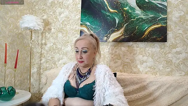 Snapshot of _Sara__Smith_ chatting on October 16, 2025, 8:00 am Sara Smith online show from October 16, 2025, 8:00 am