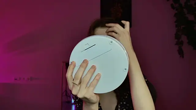 Snapshot of Yoka_paradoXXX chatting on October 12, 2025, 5:09 am Yoka paradoXXX online show from October 12, 2025, 5:09 am