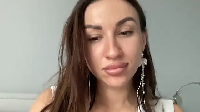 Ilayrisse online show from November 10, 2025, 11:04 am