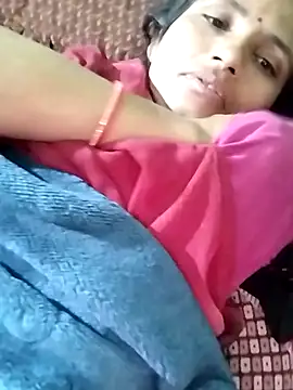 KIRTI12 HOT online show from October 28, 2025, 8:08 pm