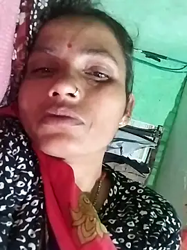 KIRTI12 HOT online show from November 10, 2025, 4:45 pm