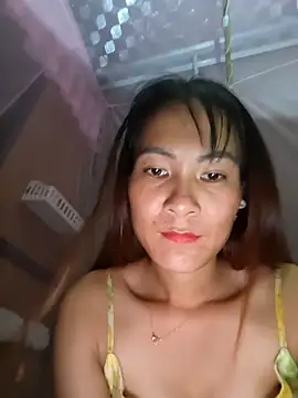 Snapshot of Yumyum_kiw chatting on September 15, 2025, 10:43 pm Yumyum kiw online show from September 15, 2025, 10:43 pm