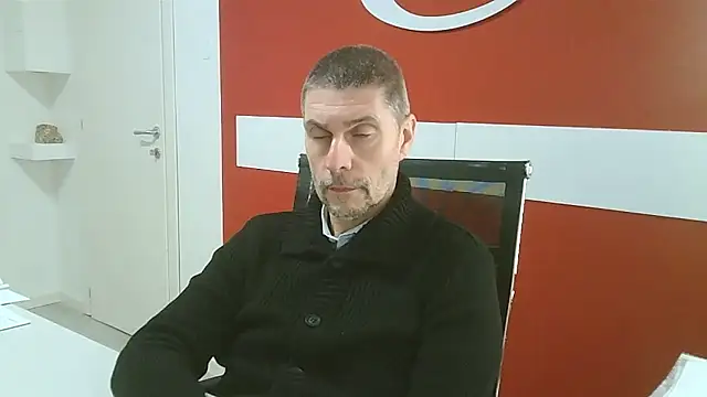 max79ve31 online show from January 8, 2026, 12:33 pm