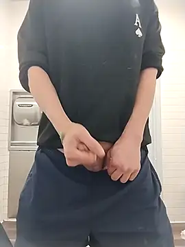 alexxfcuk online show from October 2, 2025, 3:21 am