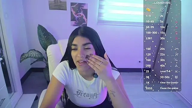 Snapshot of amarasilk_ chatting on July 6, 2026, 7:05 pm amarasilk online show from July 6, 2026, 7:05 pm