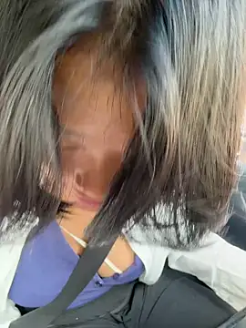 Fengbaby-555 online show from April 23, 2026, 3:13 am