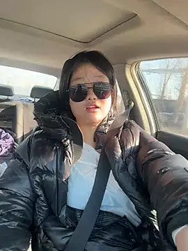 Fengbaby-555 online show from February 7, 2026, 1:24 am