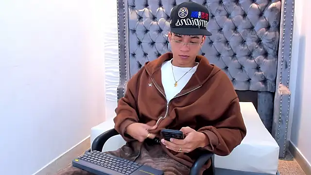 MARSHALL SPENCER online show from April 18, 2026, 1:02 pm