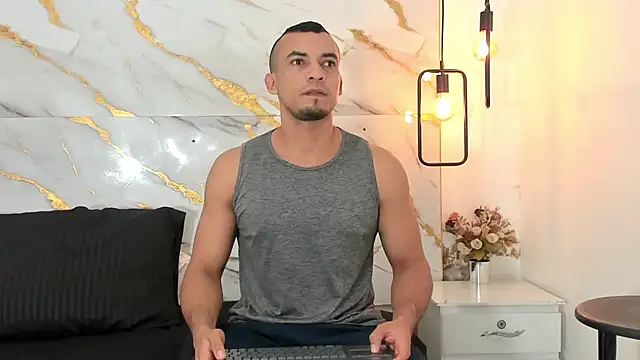 johan miller0 online show from November 3, 2025, 10:52 am