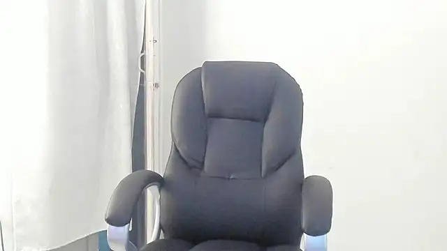 johan miller0 online show from November 11, 2025, 12:00 pm