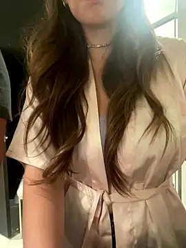 Snapshot of emmablog chatting on September 14, 2025, 2:34 am emmablog online show from September 14, 2025, 2:34 am