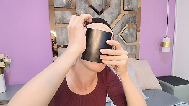 Electra Gosselin online show from September 11, 2025, 7:47 pm