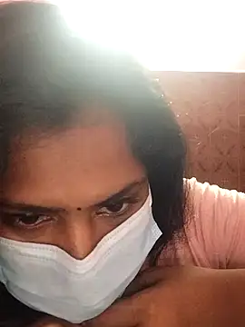 Snapshot of Tamil_Blackmoon chatting on February 16, 2026, 6:39 pm Tamil Blackmoon online show from February 16, 2026, 6:39 pm