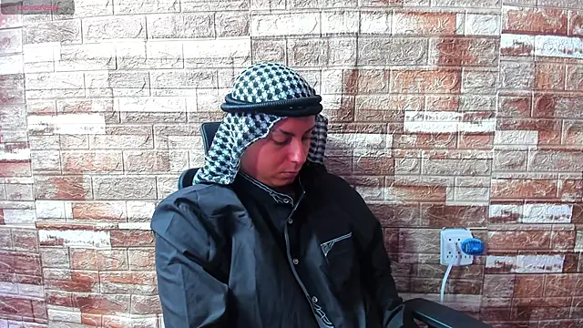 Snapshot of Sahira_and_Zaid chatting on October 29, 2025, 6:29 pm Sahira and Zaid online show from October 29, 2025, 6:29 pm