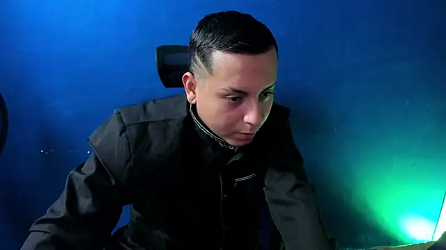 Snapshot of Sahira_and_Zaid chatting on November 27, 2025, 9:26 pm Sahira and Zaid online show from November 27, 2025, 9:26 pm