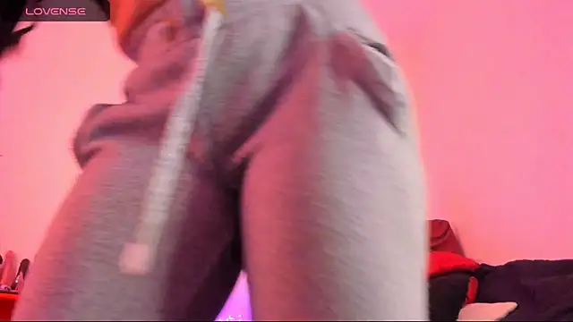 Snapshot of Biancamirage3 chatting on November 6, 2025, 5:06 pm Biancamirage3 online show from November 6, 2025, 5:06 pm