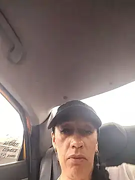 Shantey Laurent online show from November 18, 2025, 3:04 pm