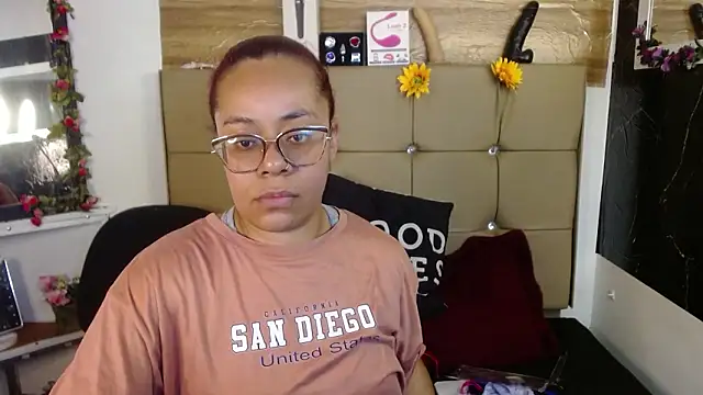 MIA  SPENCER online show from March 6, 2026, 8:15 pm