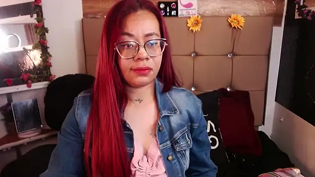 Snapshot of MIA__SPENCER chatting on January 14, 2026, 6:11 pm MIA SPENCER online show from January 14, 2026, 6:11 pm