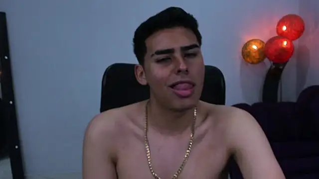 Snapshot of Matthewlodge chatting on November 10, 2025, 1:38 pm Matthewlodge online show from November 10, 2025, 1:38 pm