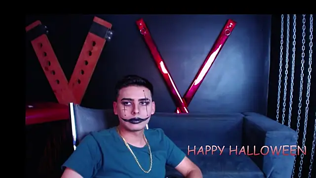 Snapshot of Matthewlodge chatting on October 31, 2025, 2:57 pm Matthewlodge online show from October 31, 2025, 2:57 pm