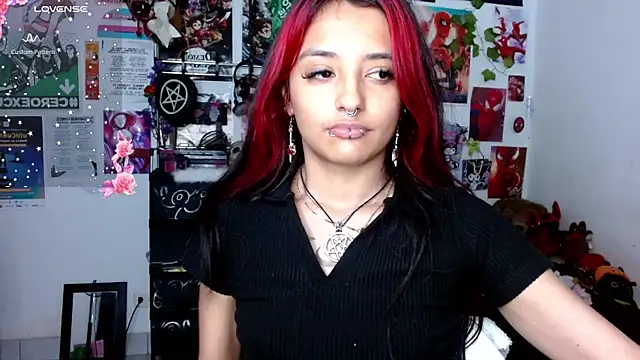 carolinerue online show from April 14, 2026, 3:44 am