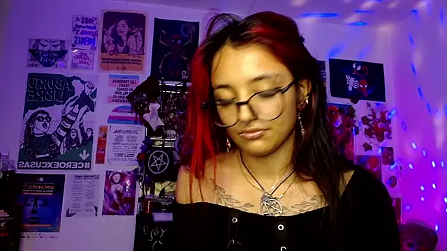 carolinerue online show from April 11, 2026, 2:52 am