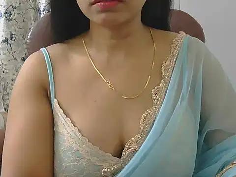 MISS SOMIYA online show from March 24, 2026, 6:52 pm