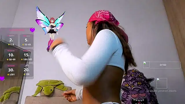 GiuliaCash online show from November 14, 2025, 11:14 am