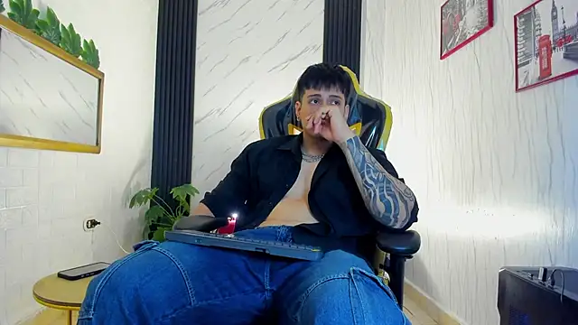 xKevyn online show from October 24, 2025, 12:26 pm